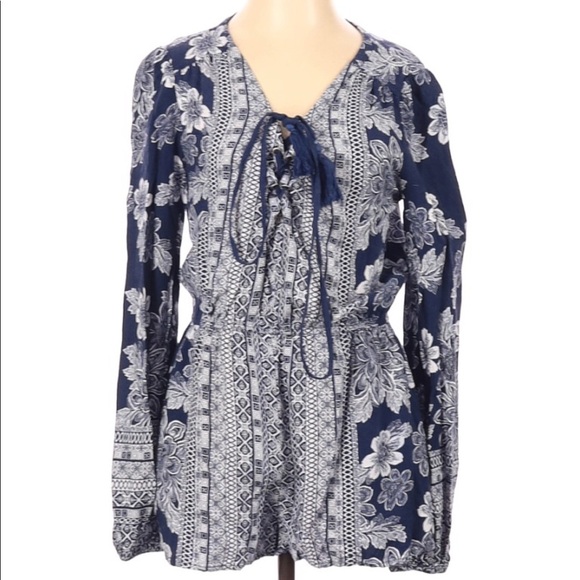 Lulu’s xsmall soft floral tassel lace up romper - Picture 1 of 6